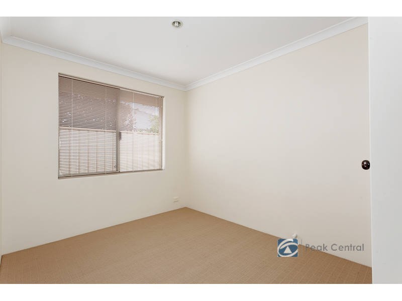 34 Brenchley Drive, Atwell WA 6164