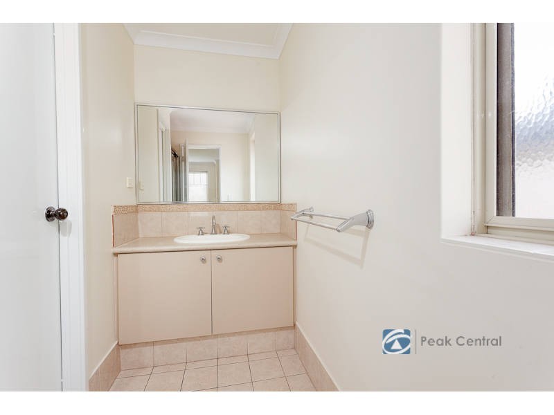 34 Brenchley Drive, Atwell WA 6164