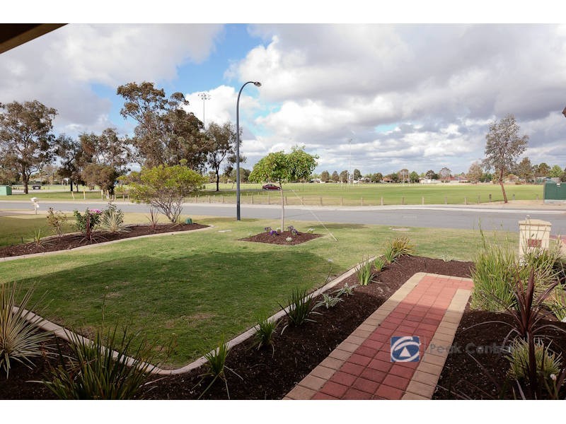 34 Brenchley Drive, Atwell WA 6164