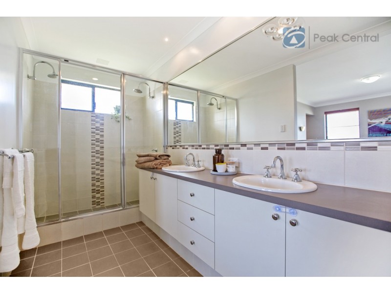 18 Minori Gardens, Yangebup WA 6164