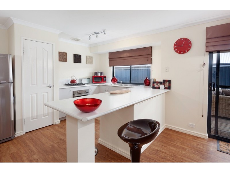 8 Bunya Green, Byford WA 6122