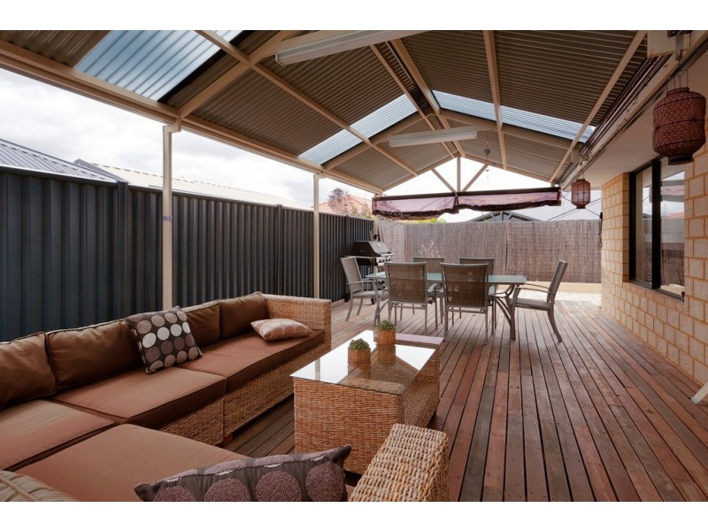 8 Bunya Green, Byford WA 6122