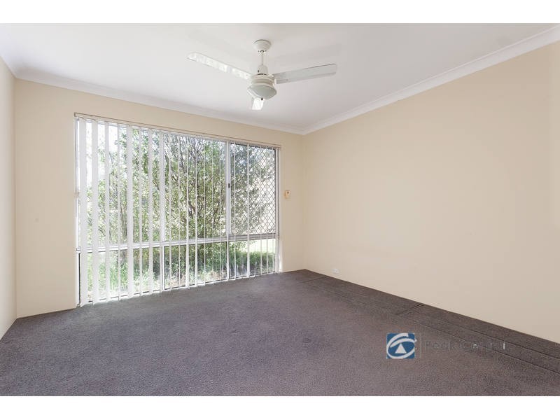 22 Marlowe Place, Munster WA 6166