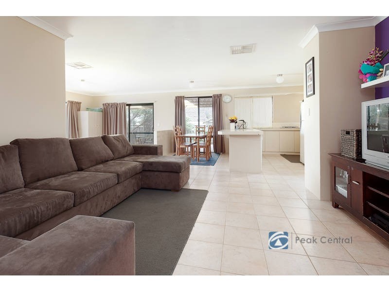 34 Imandra Circuit, Success WA 6164