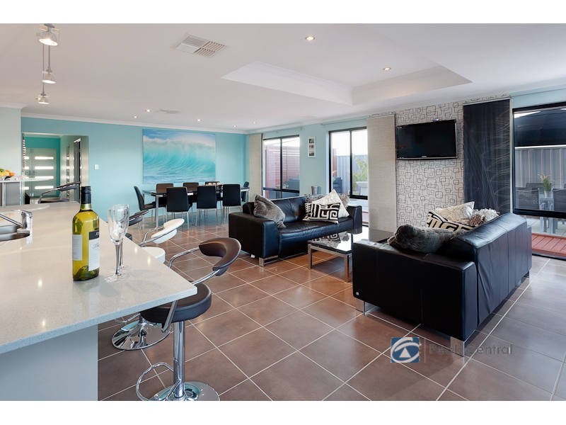37 Gordona Parade, Beeliar WA 6164