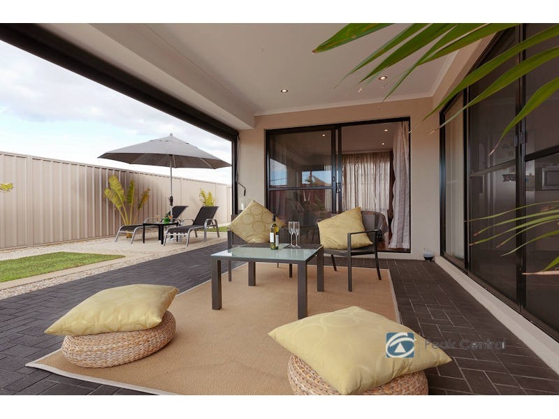37 Gordona Parade, Beeliar WA 6164