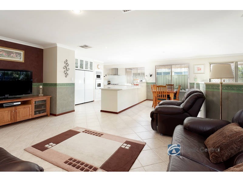 42 Hedges Retreat, Atwell WA 6164