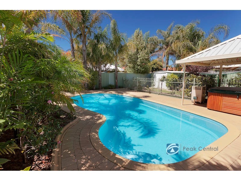 42 Hedges Retreat, Atwell WA 6164