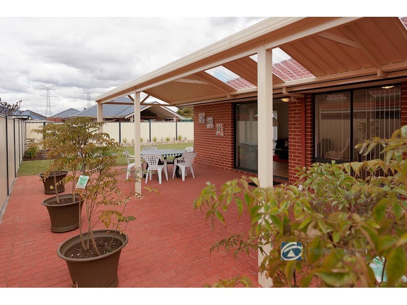 36 Montgomery Drive, Success WA 6164