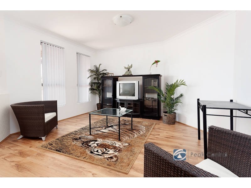 36 Montgomery Drive, Success WA 6164