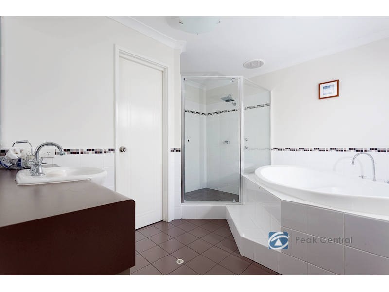 10 Cathedral Link, Aubin Grove WA 6164