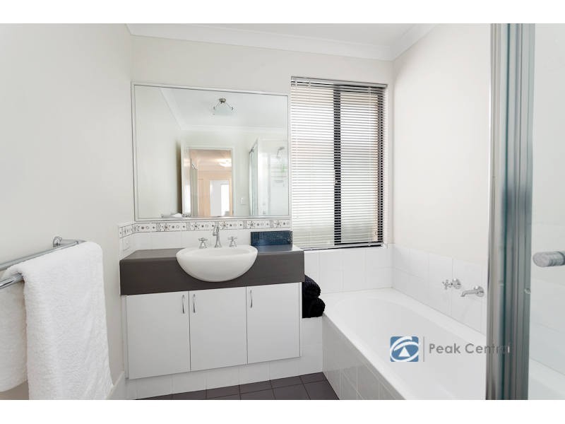 10 Cathedral Link, Aubin Grove WA 6164