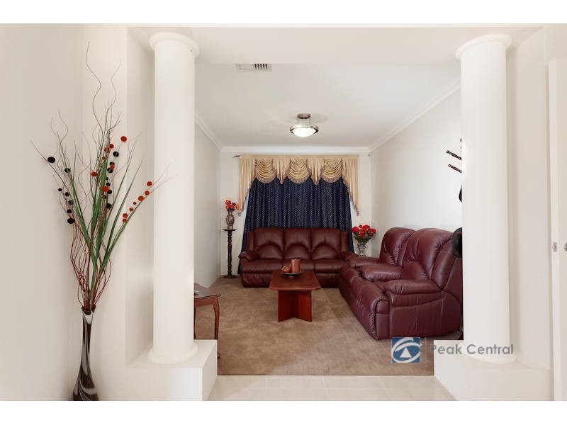 12 Calytrix Crescent, Success WA 6164