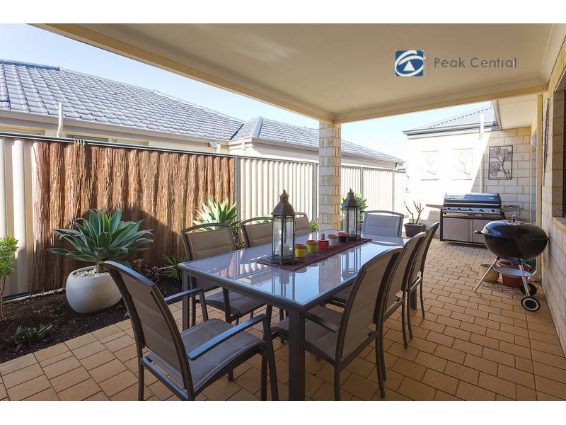 18b Torrey Crescent, Aubin Grove WA 6164