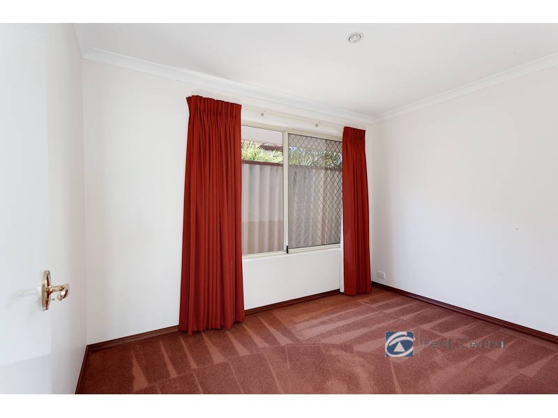 27 Minyon Circuit, Atwell WA 6164