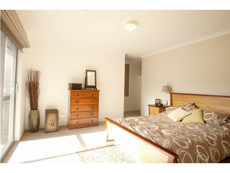 10 Latteri Turn, Aubin Grove WA 6164