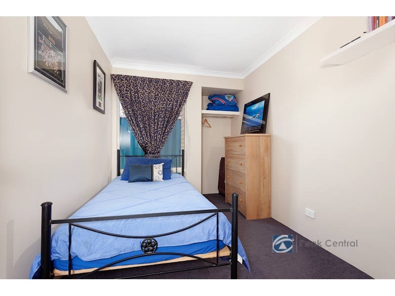 4 Daley Close, Atwell WA 6164