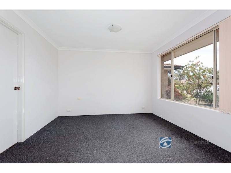 6 Rossell Place, Atwell WA 6164