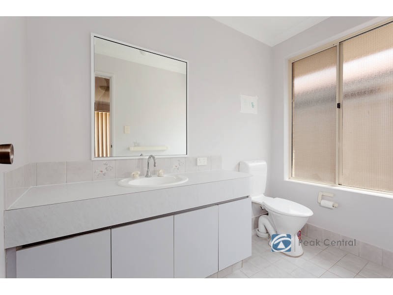 6 Rossell Place, Atwell WA 6164