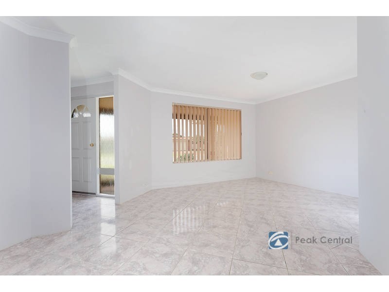 6 Rossell Place, Atwell WA 6164