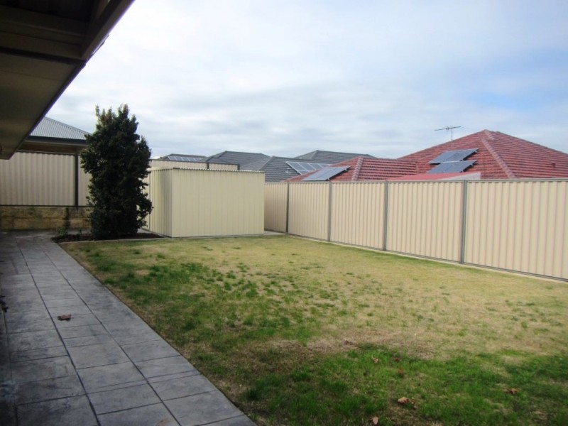 51 Belmore Bend, Aubin Grove WA 6164