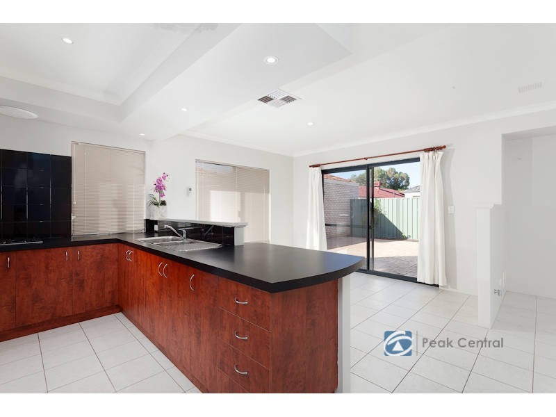 121 Beenyup Road, Atwell WA 6164