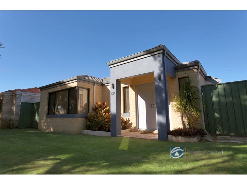 121 Beenyup Road, Atwell WA 6164