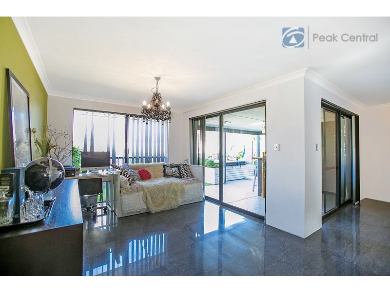 184 Gaebler Road, Aubin Grove WA 6164