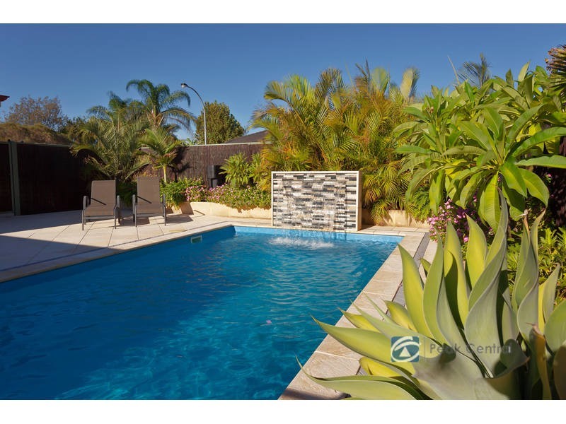 29 Hedges Retreat, Atwell WA 6164