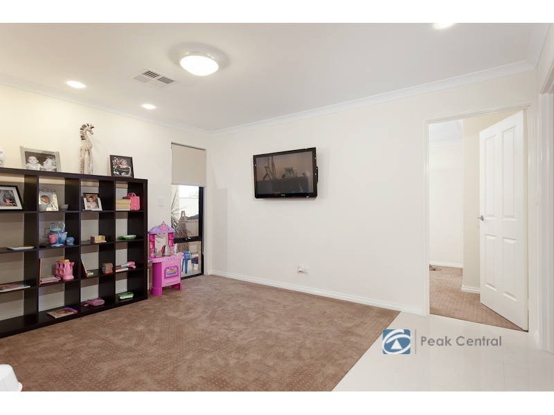 36 Descanso Loop, Aubin Grove WA 6164