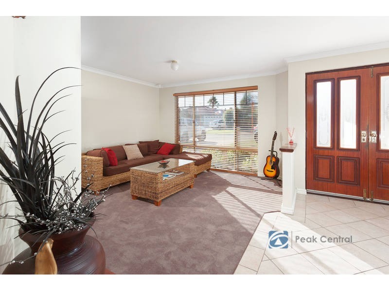 14 Seabrook Place, Success WA 6164