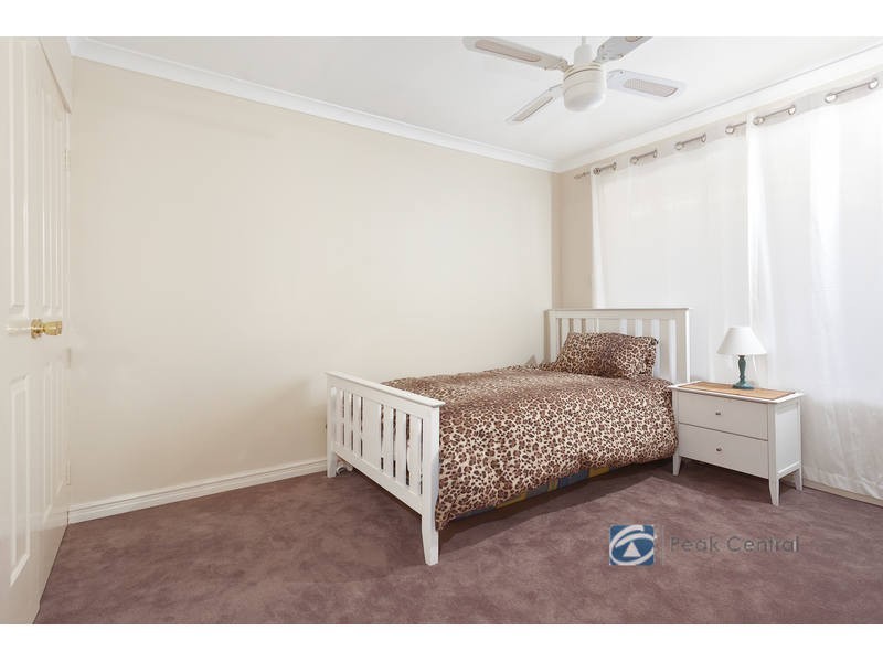 14 Seabrook Place, Success WA 6164