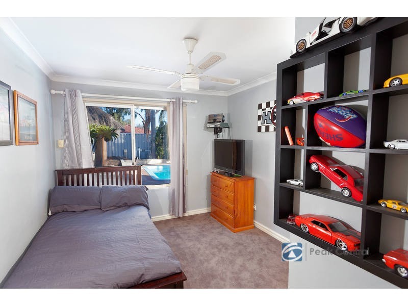 14 Seabrook Place, Success WA 6164