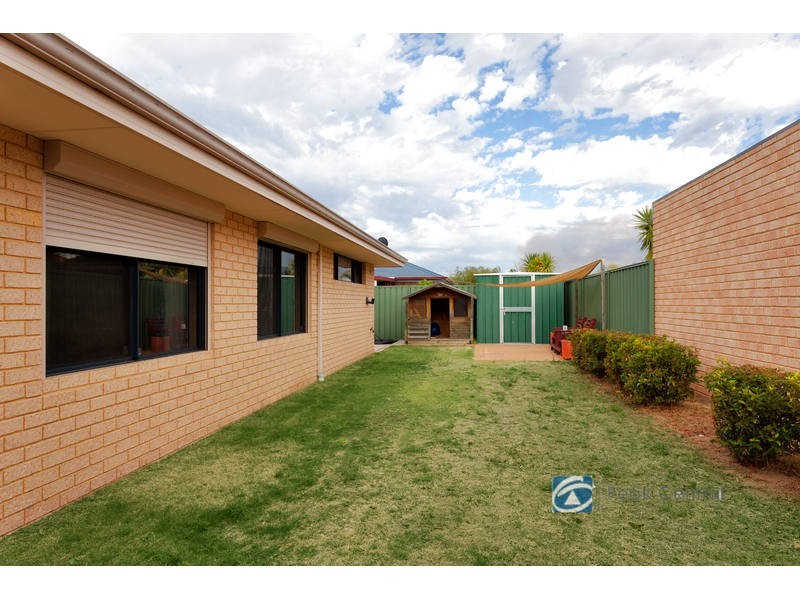220 Bartram Road, Atwell WA 6164