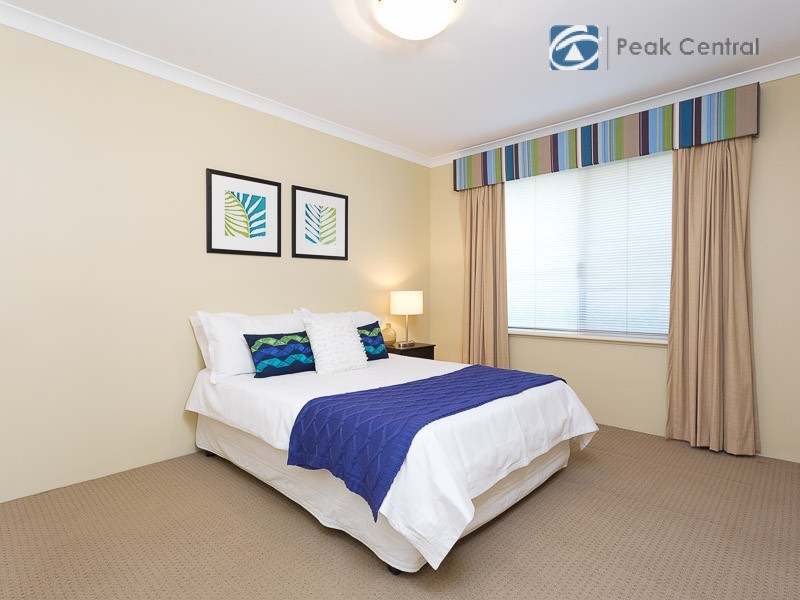 4 Dulcet Link, Atwell WA 6164