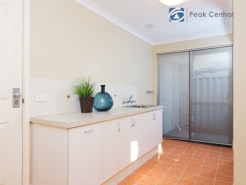 4 Dulcet Link, Atwell WA 6164