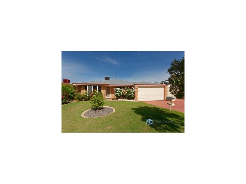 9 Lavender Way, Success WA 6164