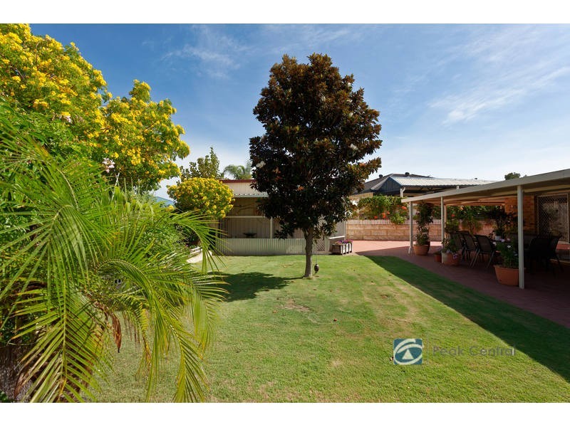 9 Lavender Way, Success WA 6164