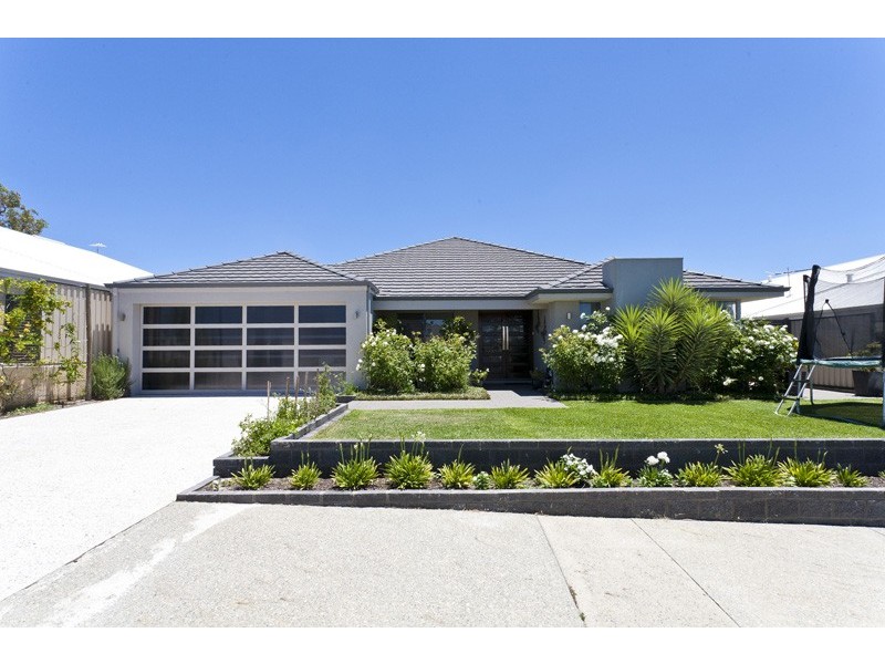 14 Descanso Loop, Aubin Grove WA 6164