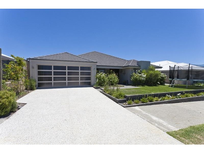 14 Descanso Loop, Aubin Grove WA 6164