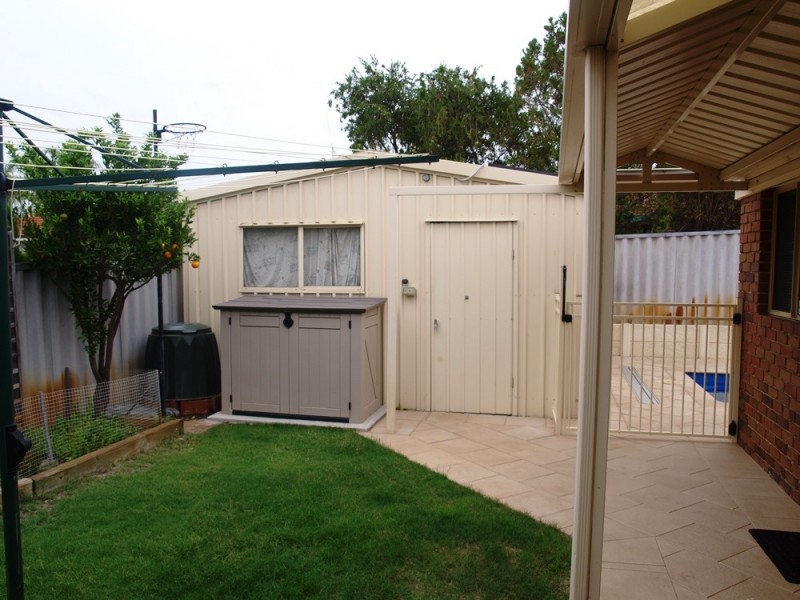 7 Marie Court, Atwell WA 6164