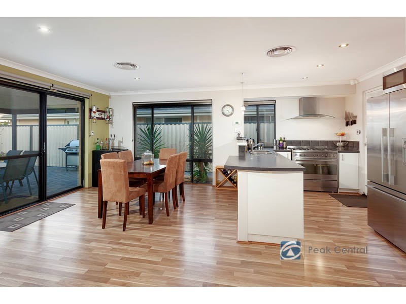 1 Spruce Terrace, Aubin Grove WA 6164