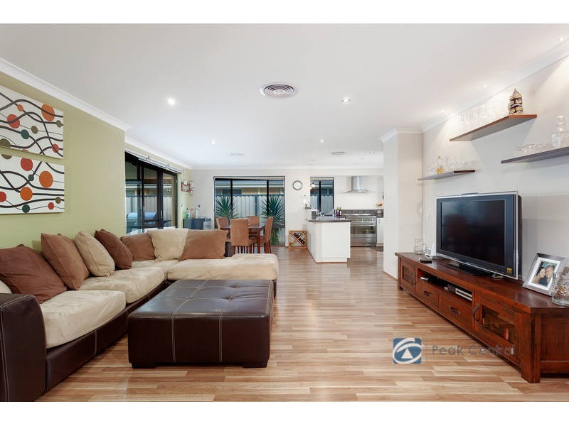 1 Spruce Terrace, Aubin Grove WA 6164