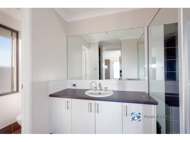 1 Spruce Terrace, Aubin Grove WA 6164