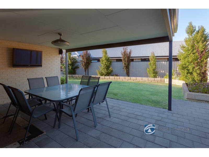 1 Spruce Terrace, Aubin Grove WA 6164