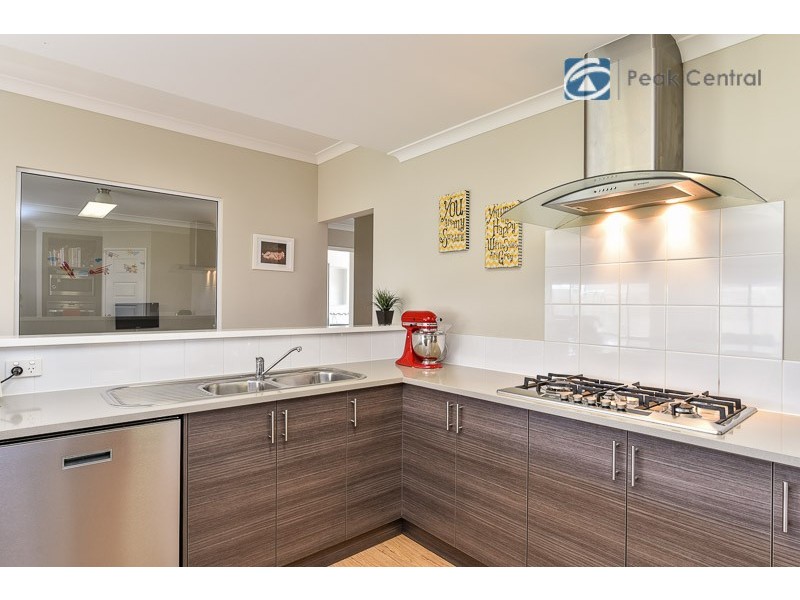 10 Colorado Parade, Aubin Grove WA 6164