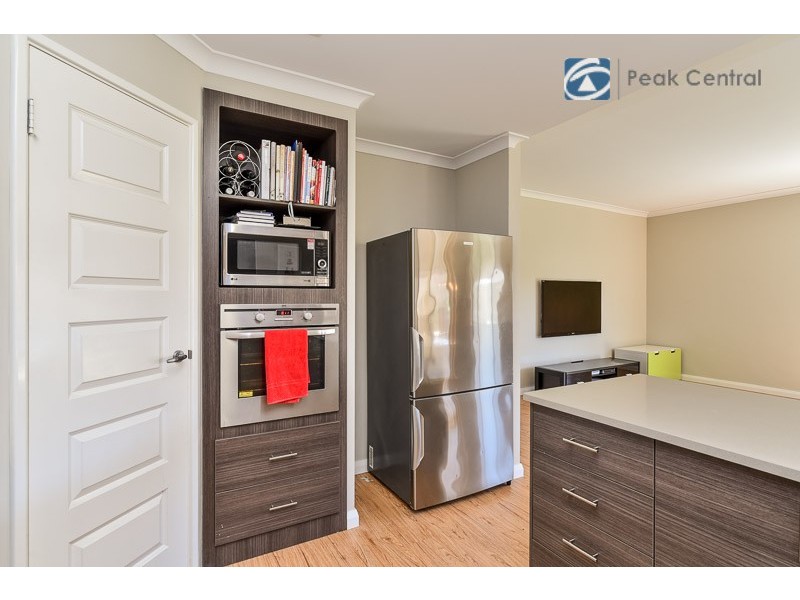 10 Colorado Parade, Aubin Grove WA 6164