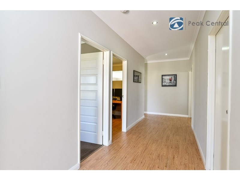 10 Colorado Parade, Aubin Grove WA 6164
