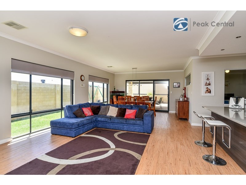 10 Colorado Parade, Aubin Grove WA 6164