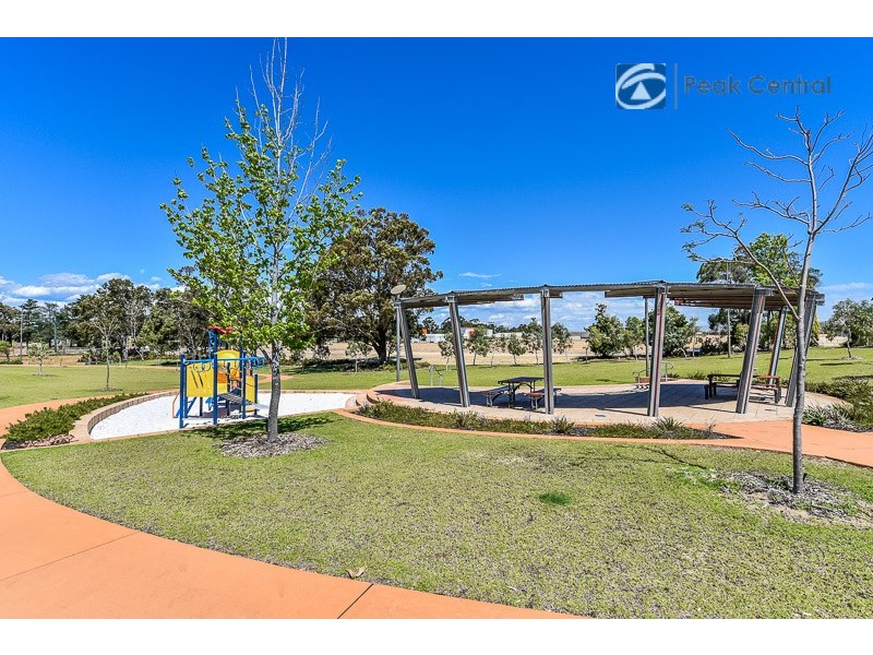 10 Colorado Parade, Aubin Grove WA 6164
